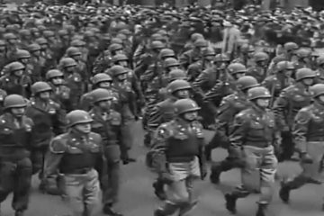 Newsreel 82nd Airborne Victory Parade 5th Ave , NYC WW2 ( Video )