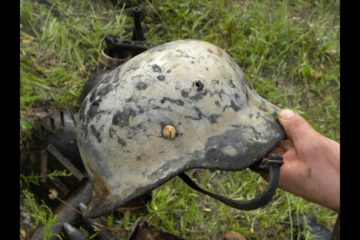 Russian War Diggers : “We found a German Dugout. The relics we found were Startling”!
