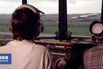 1977: The Sky Above… The Earth Below