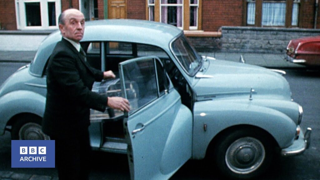 1973: Mr Moon’s Missing Budgie Bureau | Nationwide | Weird and Wonderful | BBC Archive 1973: Mr Moon’s Missing Budgie Bureau | Nationwide | Weird and Wonderful | BBC Archive